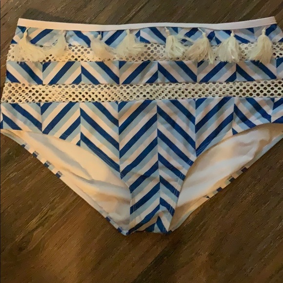 High waist bikini - Picture 2 of 4